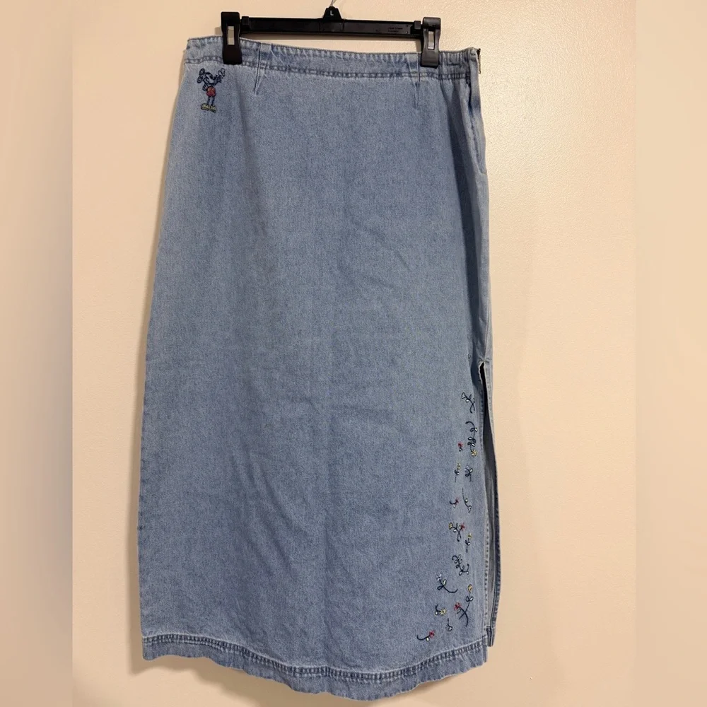 Vintage Disney Store Mickey Mouse Embroidered Jean Skirt‎ Size L Pockets Modest